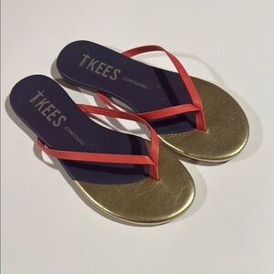 Tkees slippers